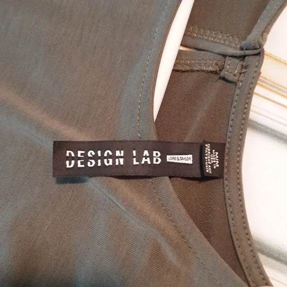 Design Lab top - Picture 4 of 5